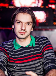 Преподаватель по обществознанию, преподаватель по правоведению Михаил Каненгисер