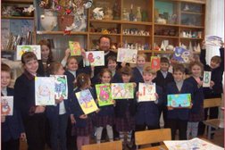 Средняя школа №316 школа с углубленным изучением английского языка, с рейтингом 3.2 - находится по адресу Санкт-Петербург, Софийская улица, 34 к3 