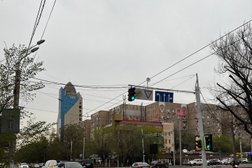 Магазин техники Планета Электроники, с рейтингом 3 - находится по адресу Алматы, Толе би, 9/162 