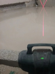 Мастер по ремонту офисов, маляр-штукатур Владимир Александрович Ульянов