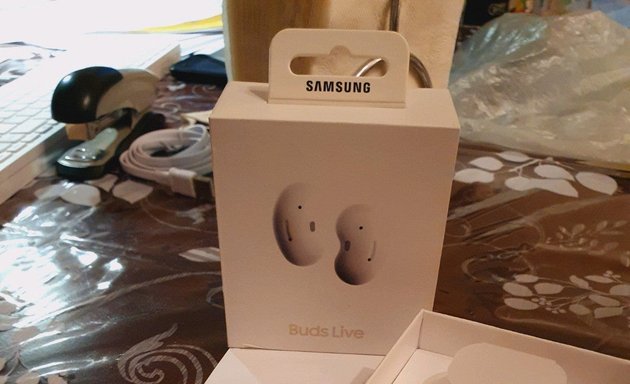 Samsung earbuds olx hotsell