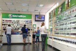 Салон сотовой связи МегаФон-Yota, с рейтингом 3 - находится по адресу Владимир, улица Федосеева, 5 