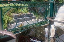 Кафе Кристалл, с рейтингом 3.8 - находится по адресу Карачаево-Черкесская Республика, кп. Домбай, Карачаевская улица, 103 