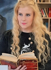 Преподаватель английского языка, преподаватель итальянского языка Алёна Олеговна Синицына