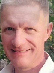 Водитель, курьер Сергей Иванович Кравчий