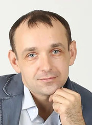 Уборщик помещений Андрей Викторович Васильченко