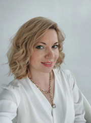 Парикмахер, визажист Алина Вячеславовна Кожевникова