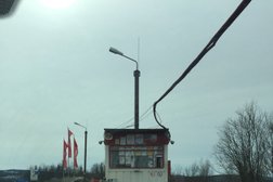 Лукойл, с рейтингом 4 - находится по адресу Мурманская область, Автодорога Р-21 Кола 1376 километр, 1 