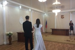 ЗАГС Калининского района, с рейтингом 3.7 - находится по адресу Челябинск, Кирова, 10 
