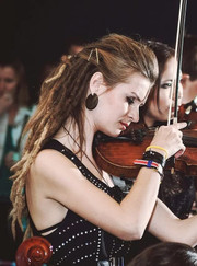 Музыкант Breath Eva