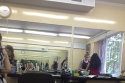 Эконом-парикмахерская Эстель, с рейтингом 3.1 - находится по адресу Москва, Кантемировская улица, 39 