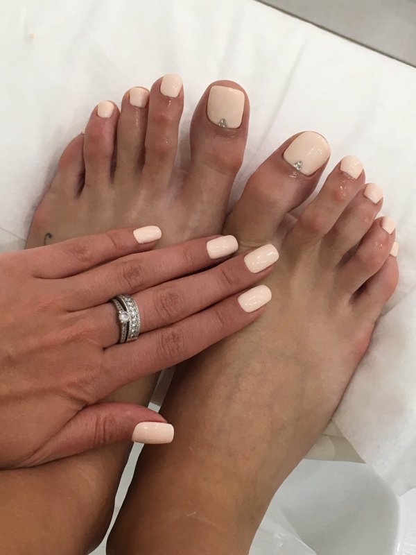 фотография Ногтевой студии NailsToGo на метро Сретенский бульвар