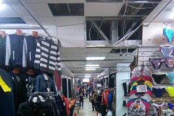 Рынок Китай Город, с рейтингом 3.4 - находится по адресу Волгоград, Череповецкая улица, 13Б 