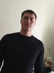 Грузчик, разнорабочий Александр Анатольевич Серяков