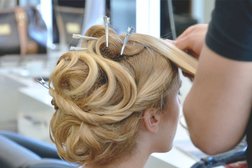 Салон красоты Кан, с рейтингом 3.8 - находится по адресу Ставропольский край, Минеральные Воды, 22 Партсъезда проспект, 74а 