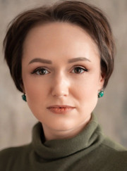 Преподаватель русского языка Анастасия Алексеевна Зуева