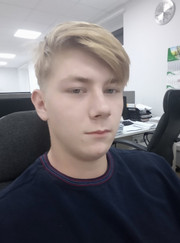 Курьер, выгульщик собак Руслан Помогайбо