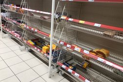 Гипермаркет Магнит семейный, с рейтингом 3.7 - находится по адресу Мурманская область, Кировск, улица Кондрикова, 21 