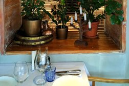 Ресторан La Barca Fish & Wine, с рейтингом 4.3 - находится по адресу Алматы, Абылай хана проспект, 145 
