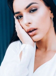 Администратор, веб-дизайнер Арина А Р