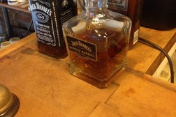 Мужская парикмахерская Chop-chop, с рейтингом 2.5 - находится по адресу Алматы, Толе би, 65 