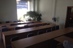 Омский центр научно-технической информации, с рейтингом 4 - находится по адресу Омск, Ленинградская площадь, 2 