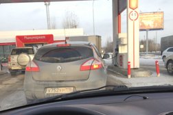 Лукойл, с рейтингом 3.2 - находится по адресу Республика Татарстан, Казань, улица Гаврилова, 19 