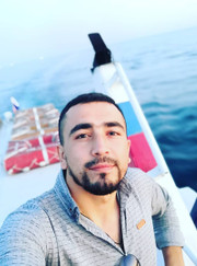 Маляр, мастер по оклейке обоев Одилжони Ю.