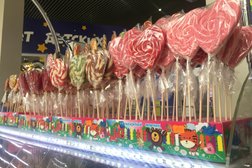 Торговый центр Апельсин, с рейтингом 3.8 - находится по адресу Приморский край, Находка, Школьная, 1Б 