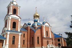 Храм Азовской иконы Божией Матери, с рейтингом 2.6 - находится по адресу Ростовская область, Азов, улица Макаровского, 25д 