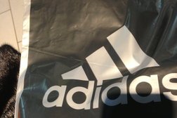 Магазин спортивной одежды и обуви adidas, с рейтингом 5 - находится по адресу Нур-Султан, Тұран проспект, 37 
