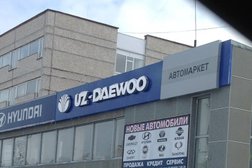 Автомаркет в Мончегорске, с рейтингом 4.3 - находится по адресу Мурманская область, Мончегорск, Комсомольская набережная, 23Б 