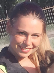 Артист цирка, зооняня Елена Шувалова