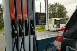 Роснефть, с рейтингом 5 - находится по адресу Санкт-Петербург, улица Генерала Хрулёва, 14а 