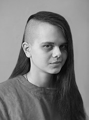 Выгульщик собак, видеомонтажёр Татьяна Крымина