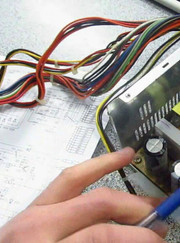 Мастер по настройке и ремонту компьютеров Владислав Бачурин