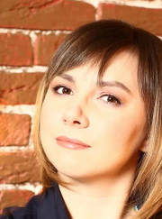 Преподаватель по обществознанию, преподаватель английского языка Анастасия Николаевна Обухова