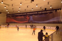Ледовый дворец Олимпийский, с рейтингом 4.4 - находится по адресу Ставропольский край, Невинномысск, улица Кочубея, 179а 