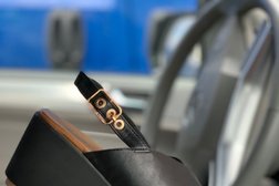 Магазин обуви и кожгалантереи Rendez-Vous, с рейтингом 4.8 - находится по адресу Санкт-Петербург, проспект Космонавтов, 14 