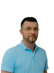 Челюстно-лицевой хирург, имплантолог Александр Анатольевич Ховрин