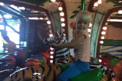 Детский развлекательный центр Остров сокровищ, с рейтингом 4 - находится по адресу Владивосток, Семёновская, 15 