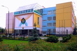 Средняя школа №19, с рейтингом 3.4 - находится по адресу Московская область, Химки, микрорайон Планерная, 10 