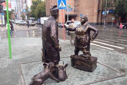 Центральный рынок в Центральном районе, с рейтингом 4 - находится по адресу Новосибирск, улица Мичурина, 12 