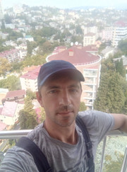 Промышленный альпинист, мастер по ремонту квартир и коттеджей Евгений Почевалин