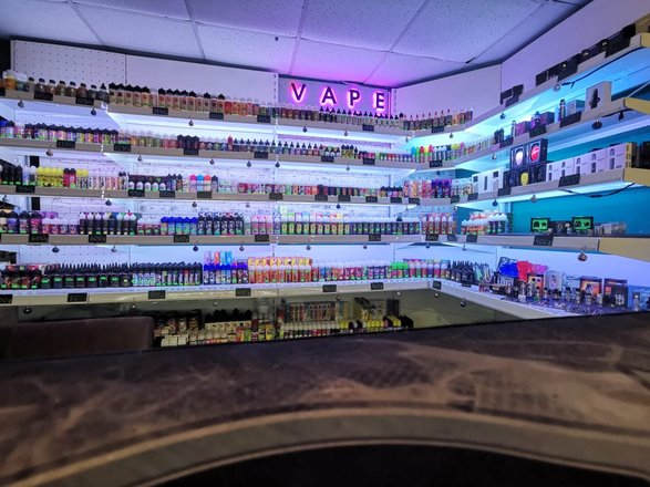 elfbar nachfüll pod läuft aus Vaporizer Store Detroit Lakes MN | PAX, Puffco, GeekVape & More