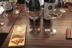 Винотека SimpleWine, с рейтингом 4 - находится по адресу Москва, Кутузовский проспект, 22 