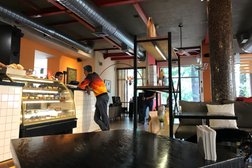 Кофейня Coffeedelia, с рейтингом 3.6 - находится по адресу Алматы, Желтоксан, 117 