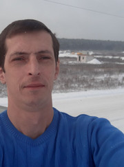 Курьер Виталий Широков