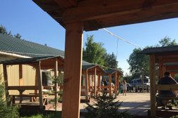 Кафе Шашлычный двор, с рейтингом 3.7 - находится по адресу Республика Карелия, Петрозаводск, Соломенское шоссе, 12 