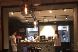 Кафе быстрого питания We’d Meat Burgers, с рейтингом 4 - находится по адресу Алматы, Панфилова, 111 